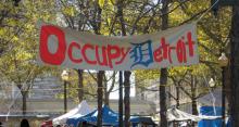 Phoro: Occupy Detroit banner hanging