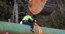 Keystone Pipeline worker