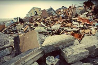 Report Cover: Rubble in the aftermath of Hurricane Sandy